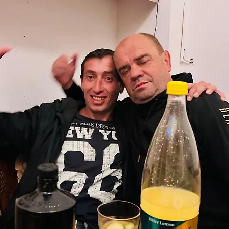 Bw אכסניה